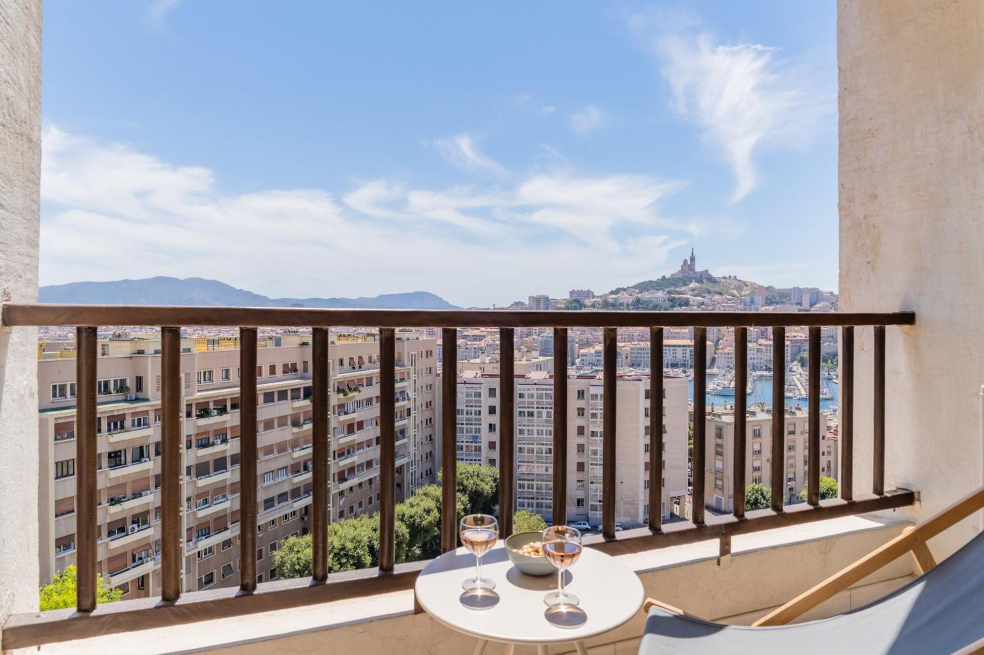 Le Skyline - Climatise Avec Terrasse
